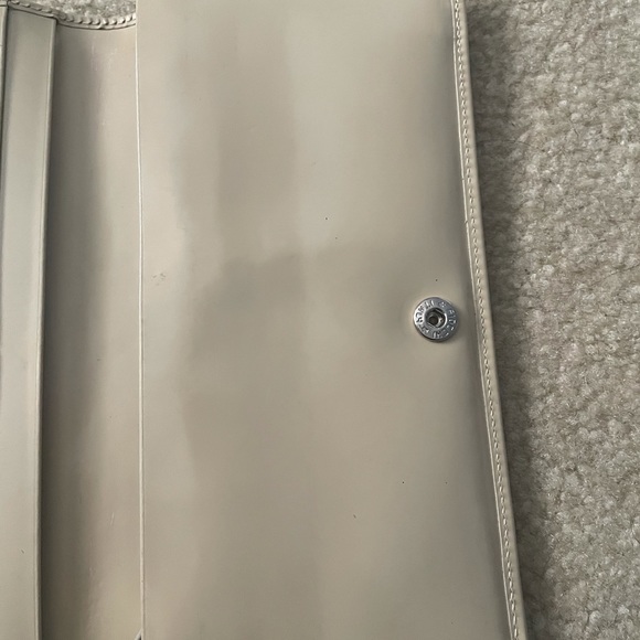 Gucci patent leather logo wallet - Picture 7 of 9